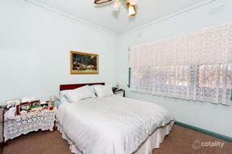 Property photo of 37 Dega Avenue Bentleigh East VIC 3165
