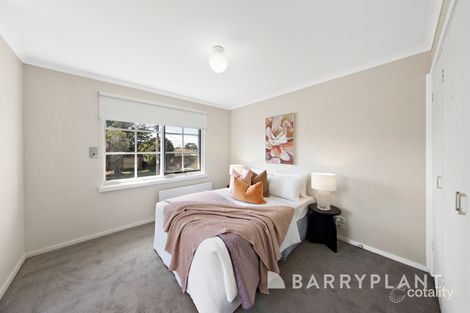 Property photo of 11 Hazelwood Court Kings Park VIC 3021