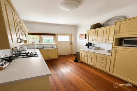Property photo of 8 Warnham Road Cottesloe WA 6011