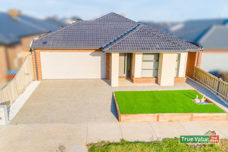 Property photo of 6 Warrnambool Avenue Truganina VIC 3029
