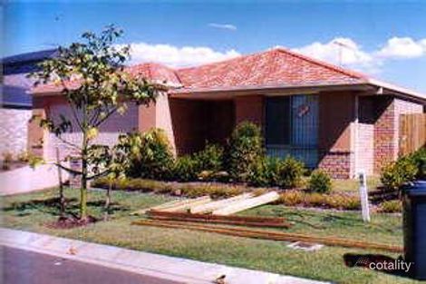 27 Groves Cres, Boondall, QLD 4034
