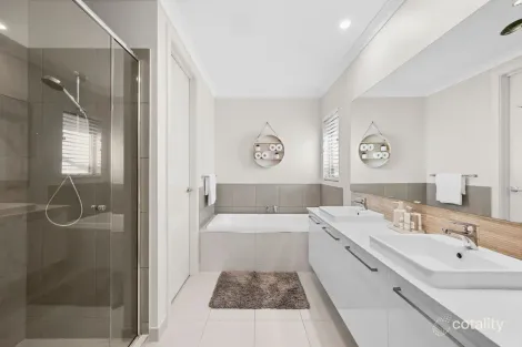 Property photo of 6 Stretton Drive Torquay VIC 3228