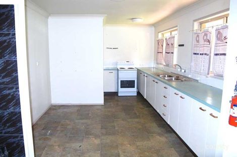 Property photo of 28-30 Leonie Crescent Lamb Island QLD 4184