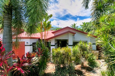 Property photo of 8 Franklin Close Clifton Beach QLD 4879