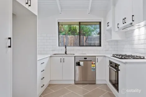 Property photo of 3/14 Garde Street Centenary Heights QLD 4350
