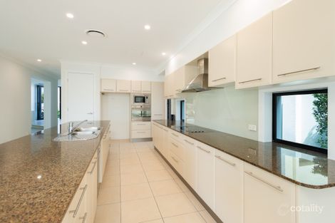 Property photo of 3 Hampton Court Paradise Point QLD 4216