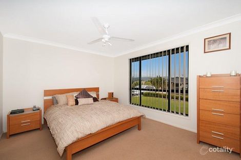 Property photo of 3 Beaumont Crescent Pacific Pines QLD 4211