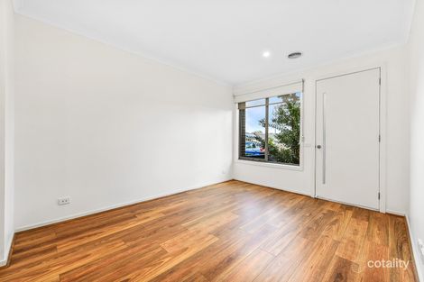 Property photo of 70 Hutchinson Drive Lynbrook VIC 3975