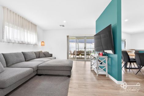 Property photo of 11 Norwich Place Mount Gambier SA 5290