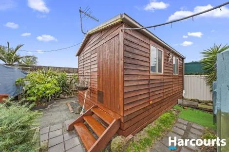 Property photo of 310 Dandelion Drive Rowville VIC 3178