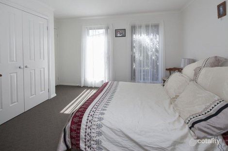 Property photo of 4/31 Syme Road Pakenham VIC 3810