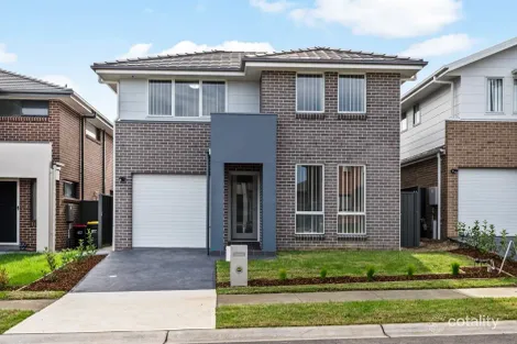 215 Dalmatia Ave, Edmondson Park, NSW 2174