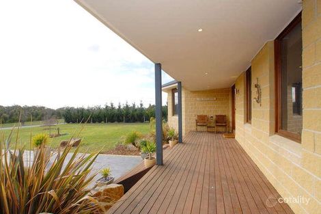Property photo of 3 Warrenda Place Bittern VIC 3918