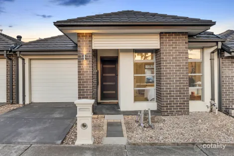 Property photo of 51 Moor Park Drive Craigieburn VIC 3064