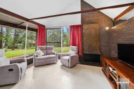 Property photo of 45 Winston Road Sheldon QLD 4157