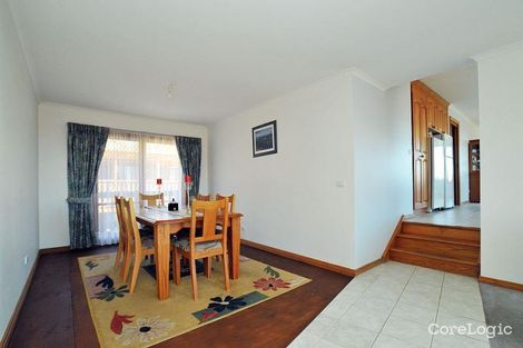 Property photo of 15 Alpine Way Kilsyth VIC 3137