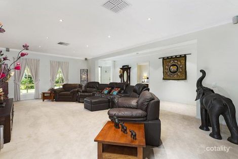 Property photo of 90 Stockdale Way Mill Park VIC 3082