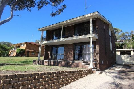 74 Fishing Point Rd, Fishing Point, NSW 2283