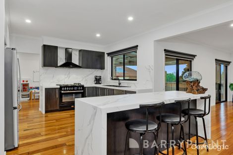 Property photo of 2 Cheadle Crescent Bundoora VIC 3083