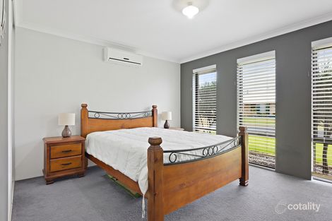 Property photo of 5 Apsley Circle Millbridge WA 6232