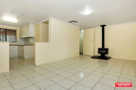 Property photo of 27 Thompson Drive Wanneroo WA 6065