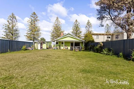 Property photo of 207 Esplanade Altona VIC 3018