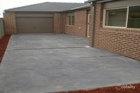 Property photo of 15 Ivy Leaf Road Pakenham VIC 3810