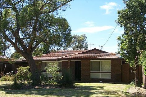 8 Huxley Ct, Camillo, WA 6111