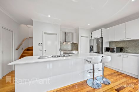 Property photo of 31 Serra Way Fraser Rise VIC 3336