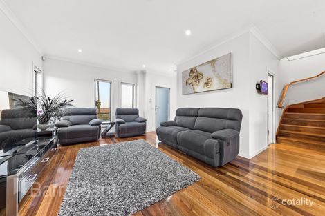 Property photo of 31 Serra Way Fraser Rise VIC 3336