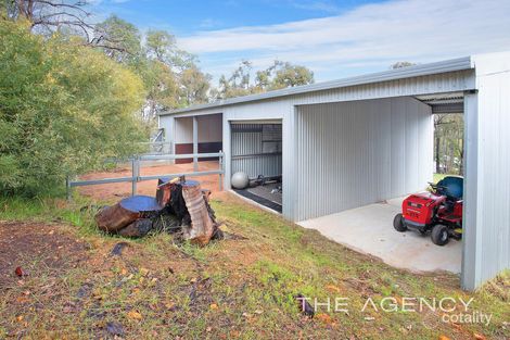 Property photo of 24 Waterford Drive Gidgegannup WA 6083