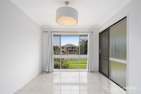 Property photo of 3 Farm Court Redcliffe QLD 4020