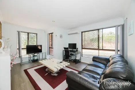 2 Towerhill Rd, Alexander Heights, WA 6064
