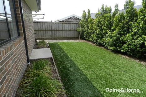 Property photo of 12 Black Caesar Drive Cranbourne East VIC 3977