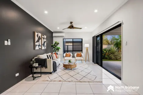 Property photo of 9 Sinclair Place Ningi QLD 4511