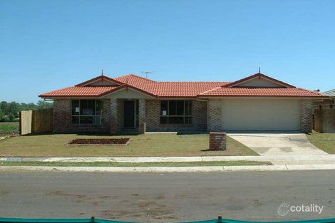 35 Wattle Cres, Raceview, QLD 4305