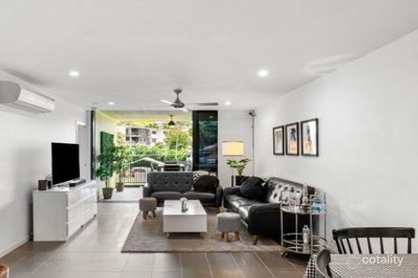 Property photo of 29 Riding Road Hawthorne QLD 4171