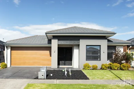 10 Carlyle Cres, Clyde North, VIC 3978