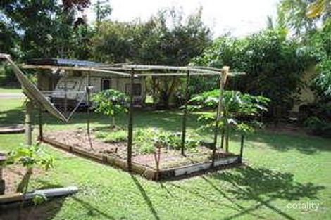 Property photo of 1 Whiting Street Taylors Beach QLD 4850