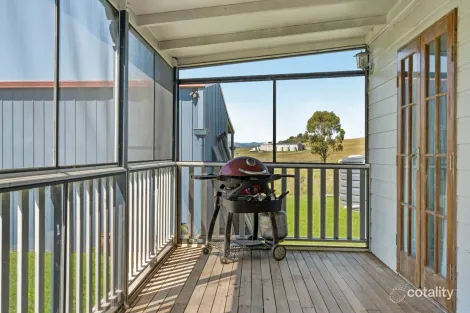 Property photo of 363 Round Mountain Road Laravale QLD 4285