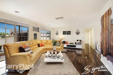 Property photo of 4 Merivale Drive Wantirna VIC 3152