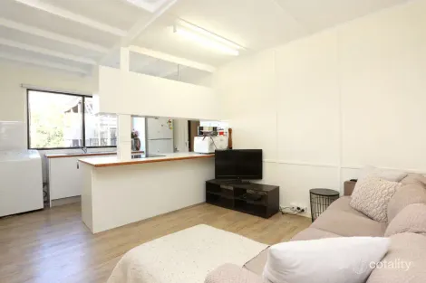 4/12 Garrick St, Coolangatta, QLD 4225