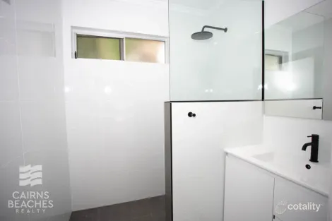 Property photo of 9 Starling Street Kewarra Beach QLD 4879