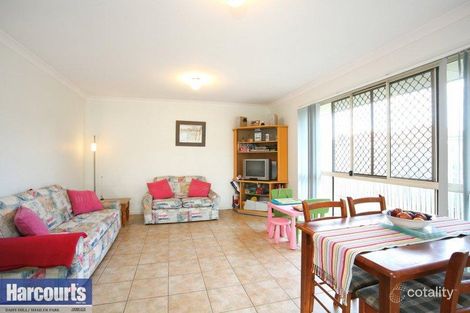 Property photo of 6 Library Court Meadowbrook QLD 4131