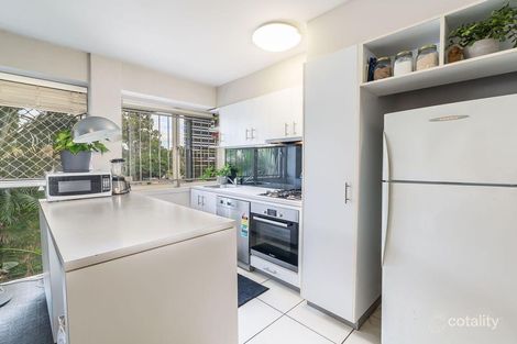 Property photo of 1/8 Botany Street Clayfield QLD 4011