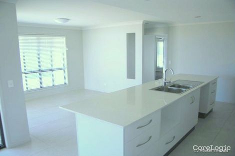 Property photo of 3 Lauren Drive Emerald QLD 4720