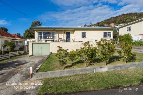 35 Loatta Rd, Lindisfarne, TAS 7015