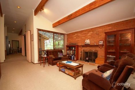 Property photo of 72 Inverness Road Kalorama VIC 3766