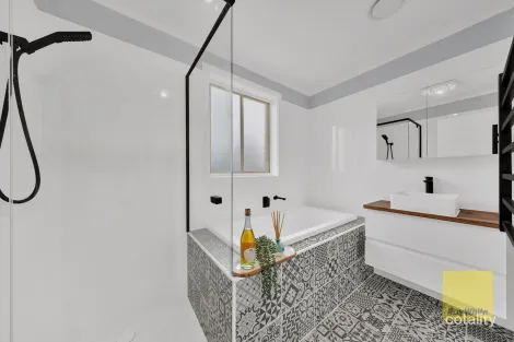 Property photo of 2/59 Tatman Drive Altona Meadows VIC 3028