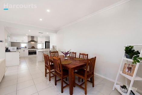 Property photo of 8A Gallop Close Heathridge WA 6027